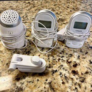 Vtech 2 Parent Digital Audio Monitor with Ceiling Night Light